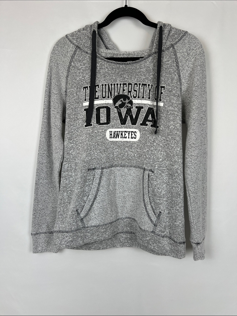 University of‎ Iowa Hawkeyes Gray Hooded Pullover Sweatshirt